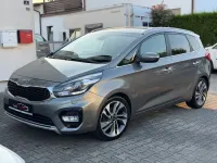 Gebraucht Kia Carens Spirit 141 PS (103 kW) 2018 Silber Van / Kleinbus