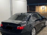 Gebraucht BMW 523 M Sport 177 PS (130 kW) 2006 Schwarz Limousine