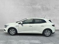 Gebraucht Renault Mégane III Life 101 PS (74 kW) 2016 Weiß Limousine