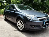 Używany Opel Astra Cosmo 140 KM (102 kW) 2006 Szary Sedan/Limuzyna