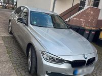 Gebraucht BMW 318 143 PS (105 kW) 2013 Silber Limousine