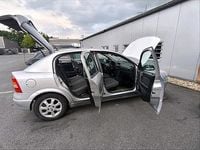 Gebraucht Opel Astra 101 PS (74 kW) 2001 Grau Limousine