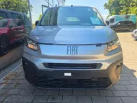 Neu Fiat Doblò 102 PS (75 kW) 2026 Maestro grau Van / Kleinbus