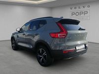 Gebraucht Volvo XC40 Plus 163 PS (119 kW) 2024 Sage green / metallic SUV
