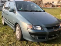 Begagnad Mitsubishi Space Star 111 HK (81 kW) 2004 Silver Minibuss