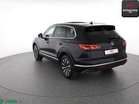 Gebraucht VW Touareg 381 PS (280 kW) 2021 Deep black SUV