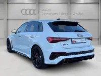 Gebraucht Audi RS3 Sportback Ambiente 400 PS (294 kW) 2024 Gletscherweiß metallic Kleinwagen