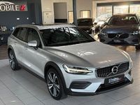 Gebraucht Volvo V60 CC Basis 190 PS (139 kW) 2019 Silber Kombi