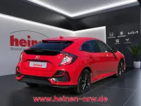 Gebraucht Honda Civic Elegance 126 PS (92 kW) 2020 Rally red Limousine