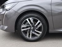 Gebraucht Peugeot 208 Allure 101 PS (74 kW) 2023 Lackierung platiniumgrau/typ aussenverkleidung metalliclackierung Kleinwagen