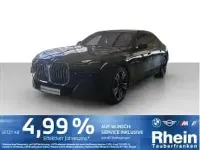 Gebraucht BMW 740 299 PS (219 kW) 2025 Grau Limousine