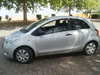 Gebraucht Toyota Yaris 90 PS (66 kW) 2007 Silber Kleinwagen