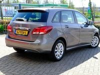 Gebraucht Mercedes B180 122 PS (89 kW) 2015 Grau Van / Kleinbus