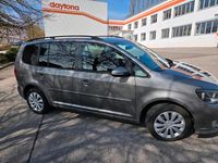 Gebraucht VW Touran 105 PS (77 kW) 2011 Grau Van / Kleinbus