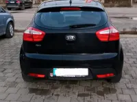 Gebraucht Kia Rio 109 PS (80 kW) 2012 Schwarz Limousine
