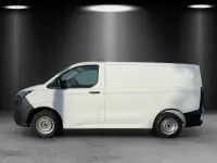 Gebraucht Ford Transit Custom 136 PS (100 kW) 2024 Frozen white Pickup
