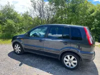 Brugt Ford Fusion 101 HK (74 kW) 2007 Grå Hatchback