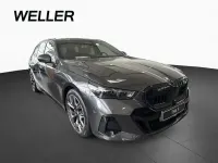 Gebraucht BMW 540 M Sport 303 PS (222 kW) 2025 Sophistograu brillanteffekt (grau) Limousine