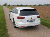 Gebraucht VW Passat R-line 239 PS (175 kW) 2015 Weiß Kombi
