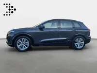 Gebraucht Audi SQ6 e-tron Comfort 359 kW (489 PS) 2025 Magnetgrau SUV