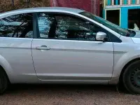 Gebraucht Ford Focus Titanium 115 PS (84 kW) 2009 Silber Limousine