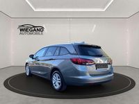 Gebraucht Opel Astra 150 PS (110 kW) 2017 Silber metallic Kombi