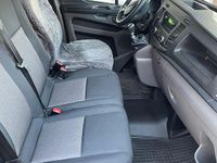 Gebraucht Ford Transit Custom 105 PS (77 kW) 2018 Silber Kombi