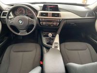 gebraucht BMW 320 i Limo xDrive Facelift LED Navi3D Shzg 1.Hand