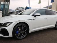 Gebraucht VW Arteon R 320 PS (235 kW) 2023 Oryxweiß perlmutteffekt Coupé