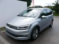 Neu VW Touran Comfortline 150 PS (110 kW) 2026 Oyster silver metallic Van / Kleinbus