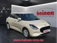 Gebraucht Suzuki Swift Club 83 PS (61 kW) 2024 Silber (premium silver metallic) Kleinwagen