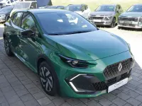 Neu Renault Clio V Evolution 114 PS (83 kW) 2026 Absolutgrün Limousine