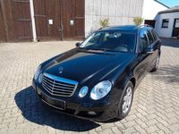 Second-hand Mercedes E200 Classic 184 CP (135 kW) 2008 Negru Berlinǎ