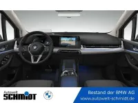 Gebraucht BMW 220 Active Tourer Luxury Line 163 PS (119 kW) 2025 Skyscraper grau Van / Kleinbus