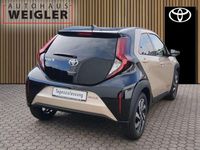 Gebraucht Toyota Aygo X Team 72 PS (52 kW) 2025 Ginger beige metallic SUV