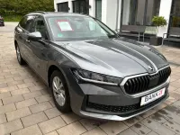 Gebraucht Skoda Superb 150 PS (110 kW) 2025 Graphite grau metallic Kombi