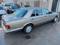 Gebraucht Mercedes E420 218 PS (160 kW) 1986 Gold Limousine