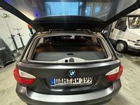 gebraucht BMW 318 E91 i Navi Groß