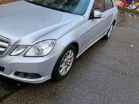 Gebraucht Mercedes E200 184 PS (135 kW) 2011 Silber Limousine