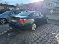 Gebraucht BMW 520 177 PS (130 kW) 2004 Schwarz Limousine