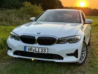 Gebraucht BMW 320 190 PS (139 kW) 2022 Weiß Limousine