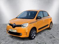 Gebraucht Renault Twingo Equilibre 65 PS (47 kW) 2022 Mangogelb Kleinwagen