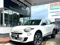 Gebraucht Fiat 600 Basis 101 PS (74 kW) 2024 Weiß SUV