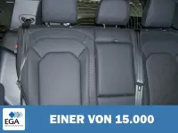 Gebraucht Land Rover Defender SE Dynamic 200 PS (147 kW) 2023 Metallic SUV