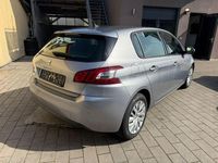 Gebraucht Peugeot 308 92 PS (67 kW) 2015 Grau Limousine