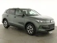 Neu VW Tiguan Life 150 PS (110 kW) 2026 Grün SUV