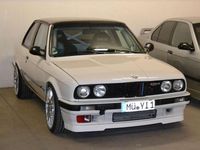 Gebraucht BMW 325 340 PS (250 kW) 1990 Weiß Coupé