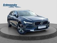 Gebraucht Volvo V90 CC Ultimate 235 PS (172 kW) 2023 Denim blue (blau) Kombi