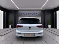 Gebraucht VW Golf VIII Active 150 PS (110 kW) 2023 Pure white Limousine