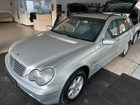 Gebraucht Mercedes C220 Classic 143 PS (105 kW) 2003 Silber Limousine